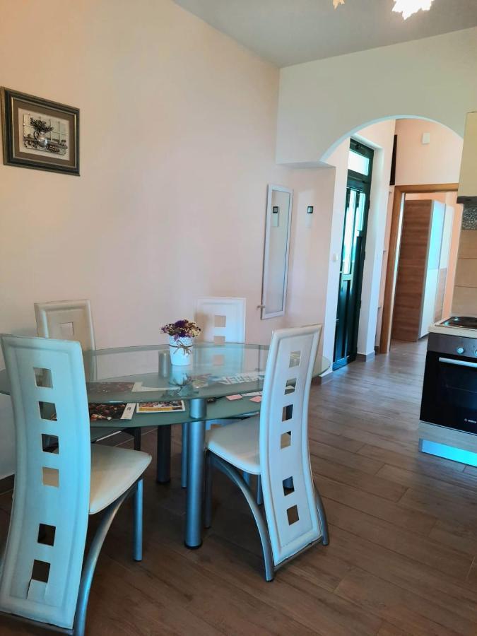 Apartman Barbir Sukošan Dış mekan fotoğraf